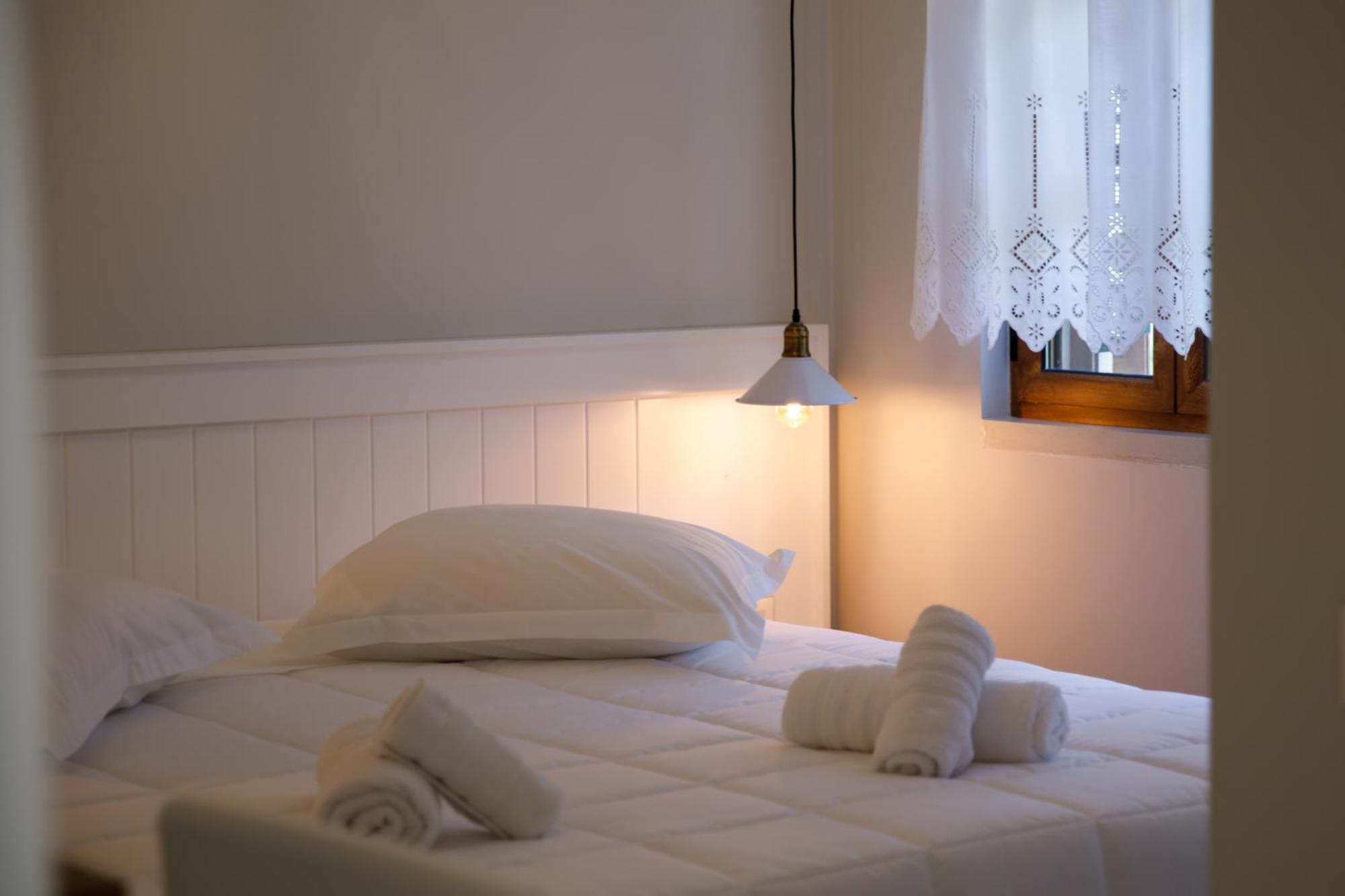 Bujtina Sophie Otel Libohove Dış mekan fotoğraf