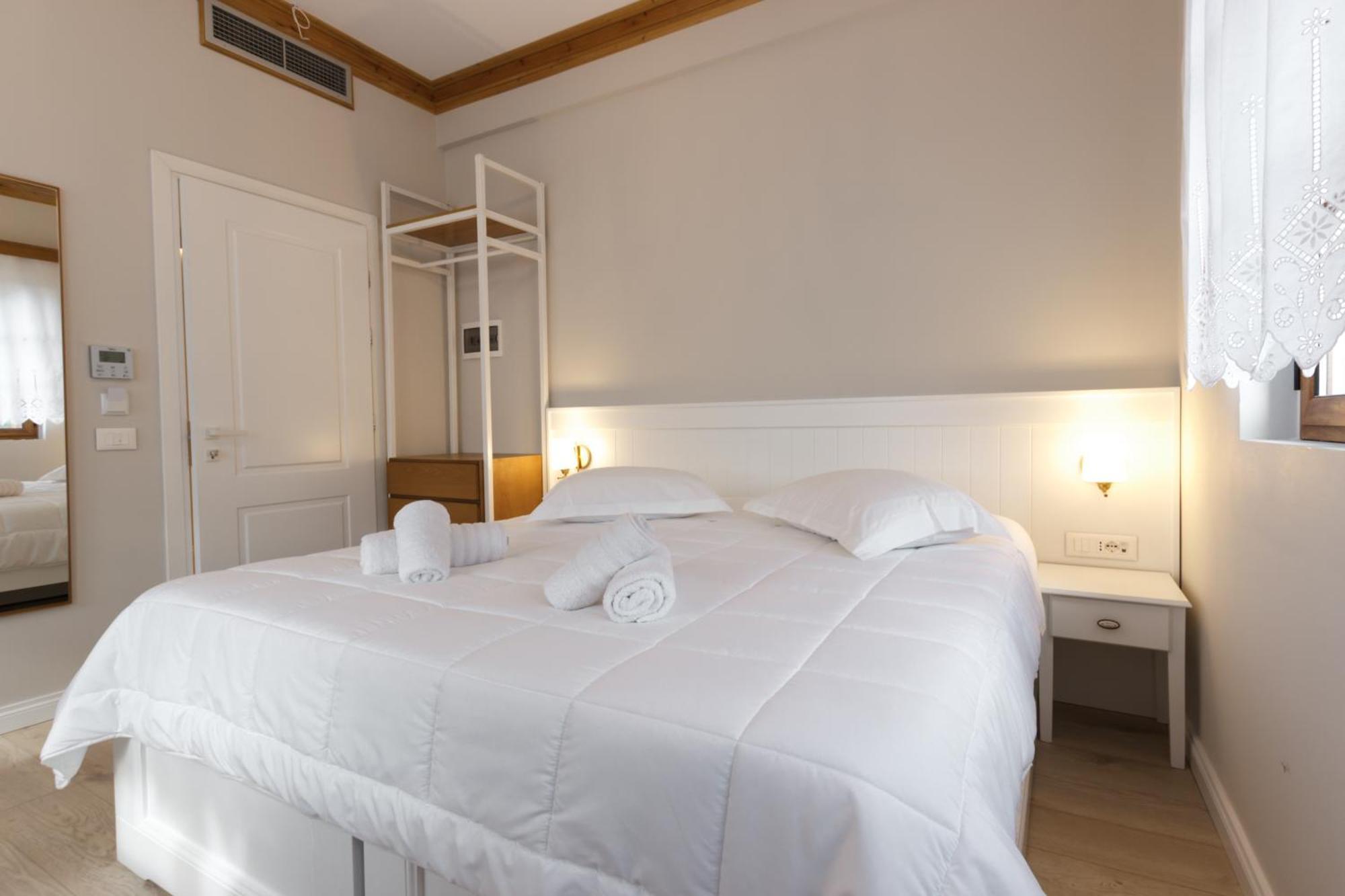 Bujtina Sophie Otel Libohove Dış mekan fotoğraf