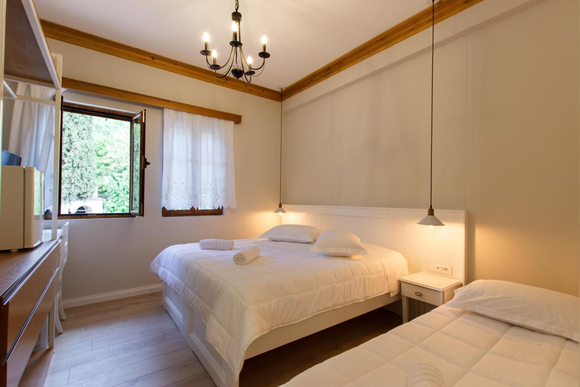 Bujtina Sophie Otel Libohove Dış mekan fotoğraf