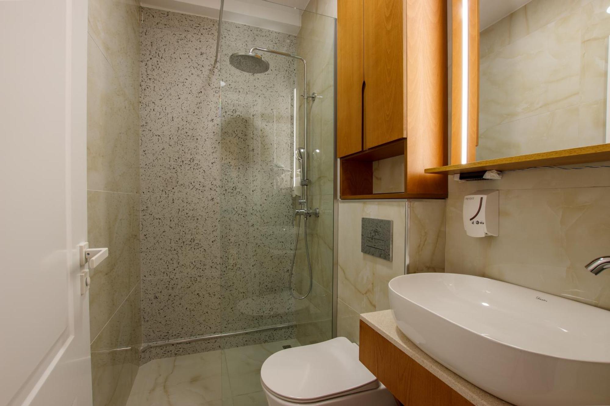 Bujtina Sophie Otel Libohove Dış mekan fotoğraf
