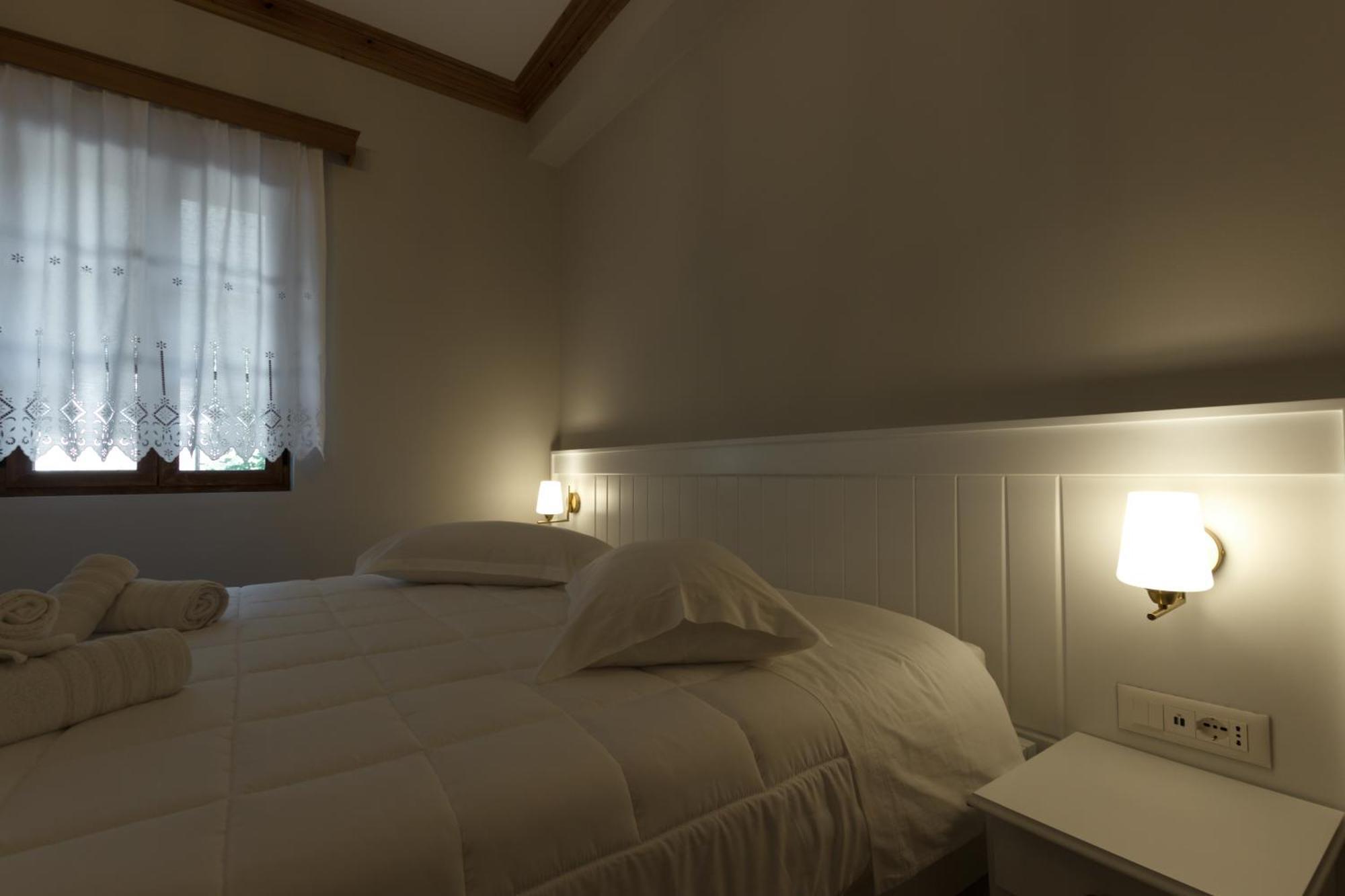 Bujtina Sophie Otel Libohove Dış mekan fotoğraf