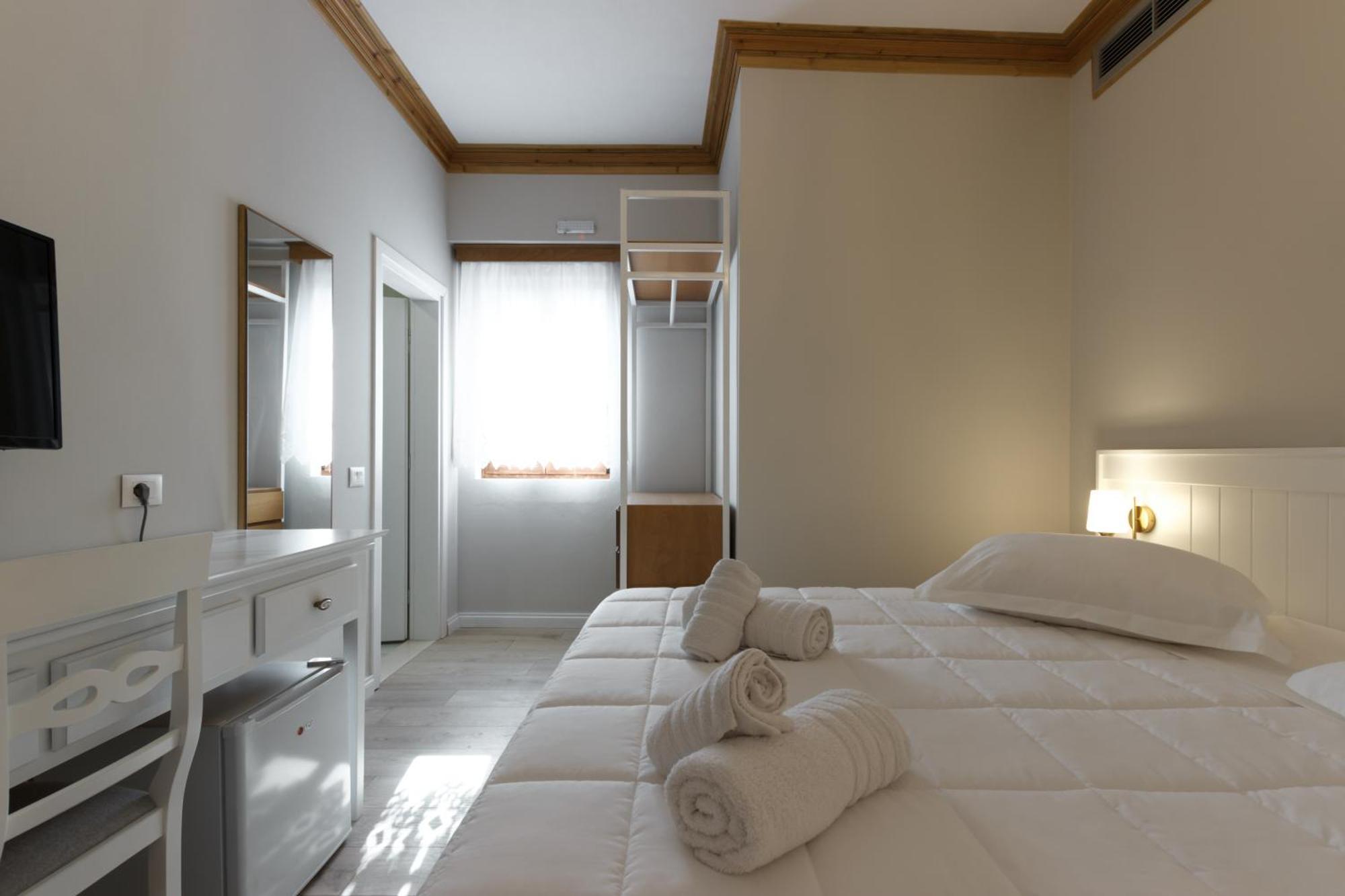 Bujtina Sophie Otel Libohove Dış mekan fotoğraf